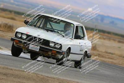 media/Sep-30-2023-24 Hours of Lemons (Sat) [[2c7df1e0b8]]/Track Photos/10am (Star Mazda)/